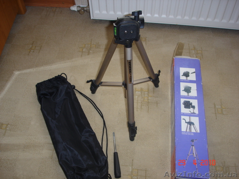 Продам штатив для ФОТО-ВИДЕО-камеры - <ro>Изображение</ro><ru>Изображение</ru> #1, <ru>Объявление</ru> #27219