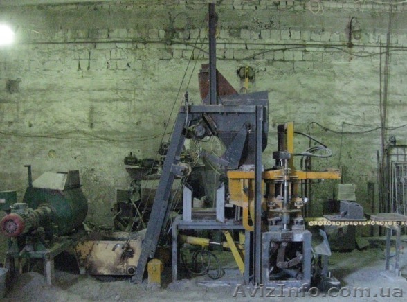 Вибропрес для тротуарной плитки cсмж-852 - <ro>Изображение</ro><ru>Изображение</ru> #1, <ru>Объявление</ru> #50643