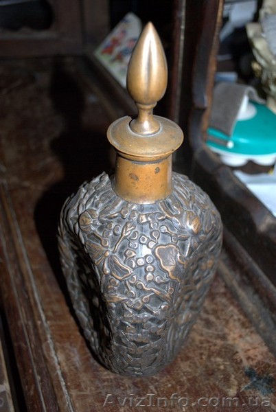 бутыль, Вьетнам - <ro>Изображение</ro><ru>Изображение</ru> #1, <ru>Объявление</ru> #82723