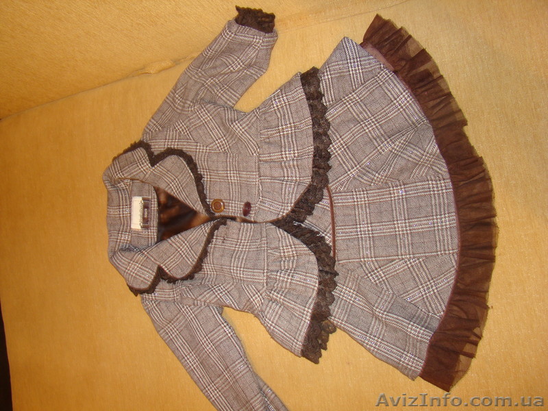 Продам костюм на девочку-юбка и пиджак рост 120-130 - <ro>Изображение</ro><ru>Изображение</ru> #1, <ru>Объявление</ru> #329857