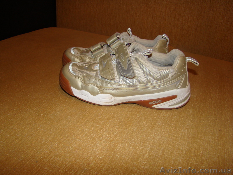 Продам кроссовки Экко на девочку 33 размер - <ro>Изображение</ro><ru>Изображение</ru> #1, <ru>Объявление</ru> #329834