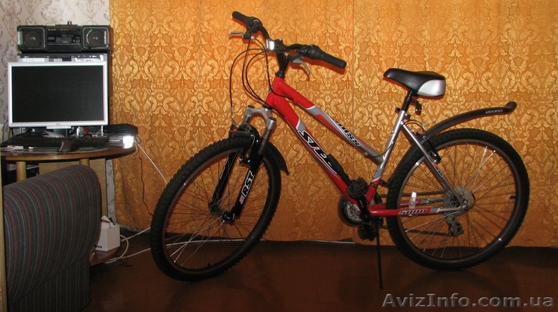 продам универсальный женский горный велосипед Stels Miss 5000 - <ro>Изображение</ro><ru>Изображение</ru> #1, <ru>Объявление</ru> #352377