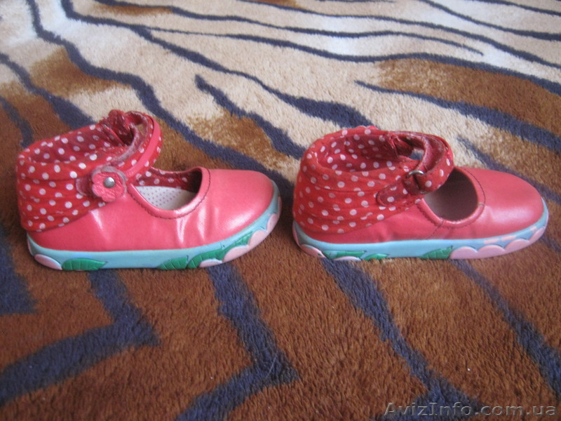СРОЧНО ПРОДАМ ТУФЛИ ДЛЯ ДЕВОЧКИ 22 РАЗ. - <ro>Изображение</ro><ru>Изображение</ru> #1, <ru>Объявление</ru> #364782
