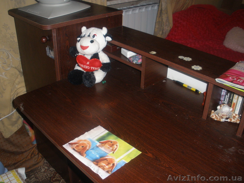 Продам б/у  письменный стол - <ro>Изображение</ro><ru>Изображение</ru> #1, <ru>Объявление</ru> #675576
