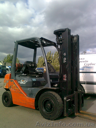 Вилочный погрузчик Toyota  02-8FGF20 на 2 тоны - <ro>Изображение</ro><ru>Изображение</ru> #1, <ru>Объявление</ru> #967974