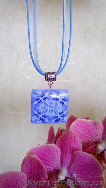 Кулон из полимерной глины «Дельфиниум» - <ro>Изображение</ro><ru>Изображение</ru> #1, <ru>Объявление</ru> #1256343