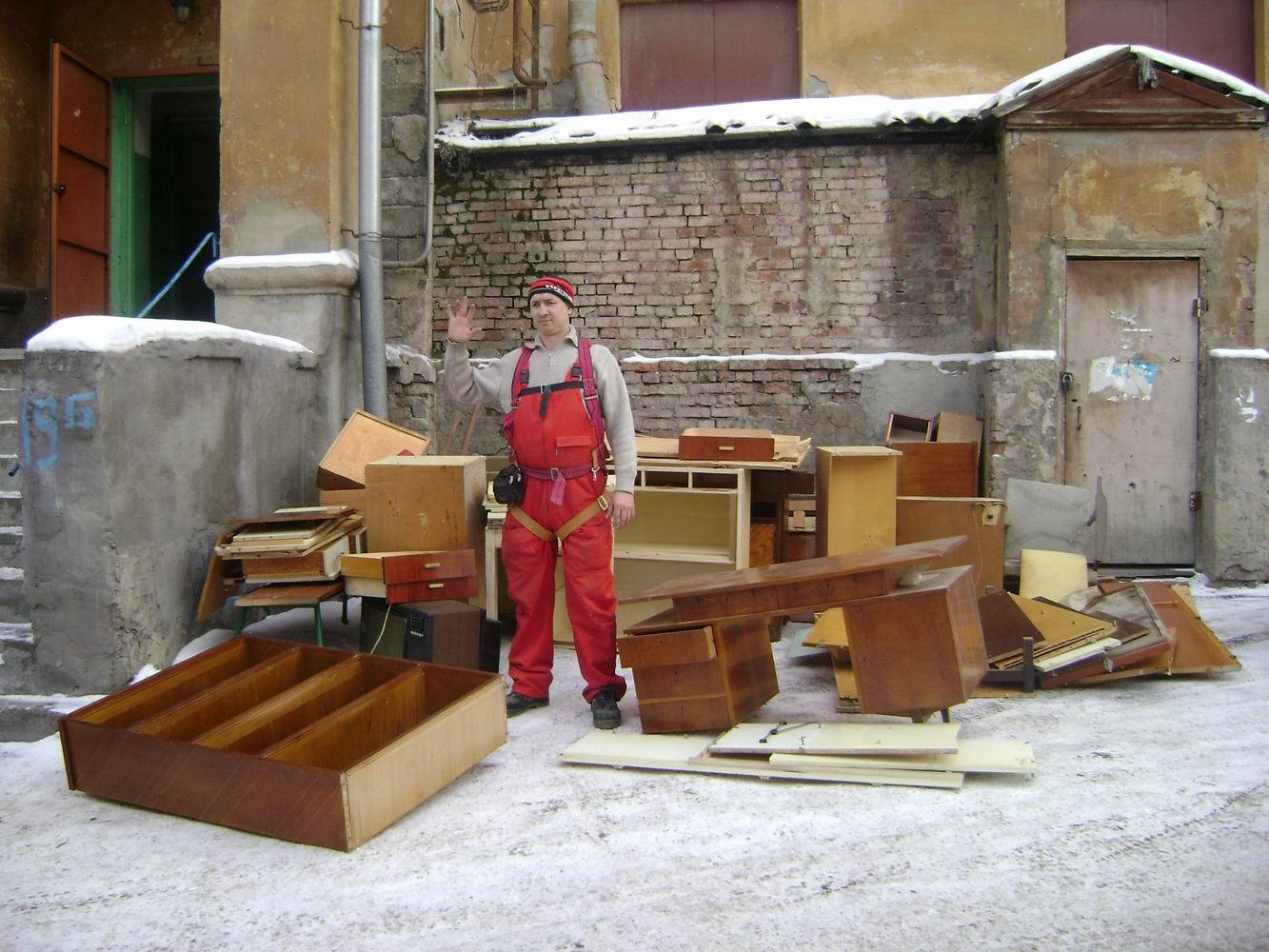 Вывоз старой мебели. Харьков.  - <ro>Изображение</ro><ru>Изображение</ru> #1, <ru>Объявление</ru> #1689805