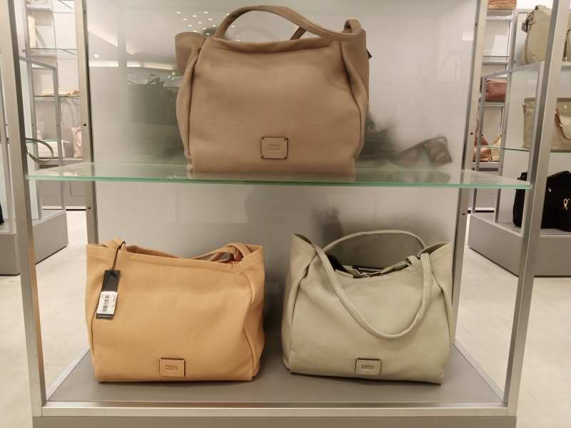 Cрочно! Швеи в цех и швеи надомницы - <ro>Изображение</ro><ru>Изображение</ru> #1, <ru>Объявление</ru> #1729976