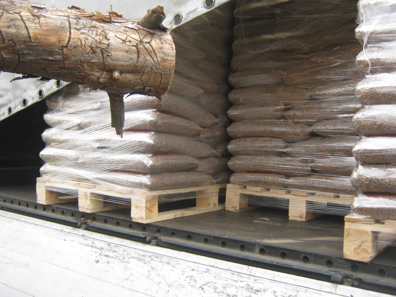 Соснові пелети - <ro>Изображение</ro><ru>Изображение</ru> #1, <ru>Объявление</ru> #1733443