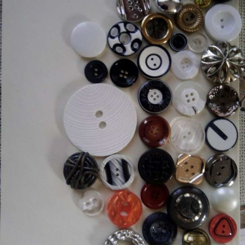Пуговицы оптом, 150 гривен килограмм - <ro>Изображение</ro><ru>Изображение</ru> #1, <ru>Объявление</ru> #1742520