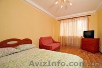 Уютная однокомнатная квартра у м. Ботанический сад посуточно - <ro>Изображение</ro><ru>Изображение</ru> #1, <ru>Объявление</ru> #566034