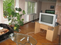 Сдам посуточно просторный дом на Б. Даниловке, 300 м - <ro>Изображение</ro><ru>Изображение</ru> #1, <ru>Объявление</ru> #761326