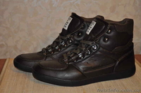 Продам ботинки GUESS Josten - <ro>Изображение</ro><ru>Изображение</ru> #1, <ru>Объявление</ru> #820626