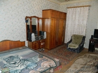 Продам 2 х к. кв. в Солоницевке, 10 мин. на маршрутке от м. Холодная Гора - <ro>Изображение</ro><ru>Изображение</ru> #1, <ru>Объявление</ru> #918217