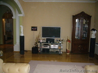 Сдам аппартаменты - элитное жилье 200 кв.м., включающее 4 комнаты - <ro>Изображение</ro><ru>Изображение</ru> #2, <ru>Объявление</ru> #946445