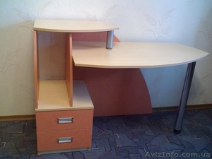 Продам оригинальный компьютерный стол - <ro>Изображение</ro><ru>Изображение</ru> #2, <ru>Объявление</ru> #565952