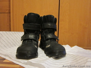 Продам зимние ботинки на мальчика - <ro>Изображение</ro><ru>Изображение</ru> #1, <ru>Объявление</ru> #628164