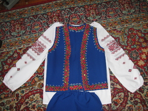 Продам украинский костюм - <ro>Изображение</ro><ru>Изображение</ru> #4, <ru>Объявление</ru> #634478