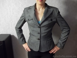 Продам женский пиджак (на подкладке) б/у  - <ro>Изображение</ro><ru>Изображение</ru> #1, <ru>Объявление</ru> #644818