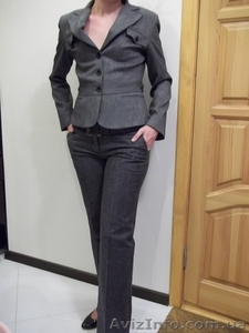 Продам строгий женский брючный костюм б/у - <ro>Изображение</ro><ru>Изображение</ru> #5, <ru>Объявление</ru> #644817