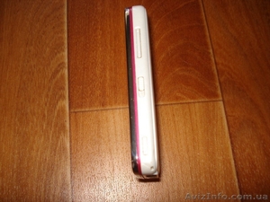 Nokia 5530 Pink on white - <ro>Изображение</ro><ru>Изображение</ru> #2, <ru>Объявление</ru> #678700