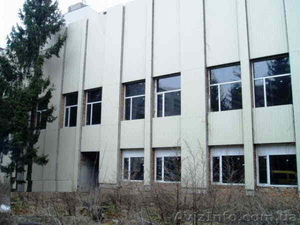 Здание офисного назначения, общей площадью  3043 м. кв. - <ro>Изображение</ro><ru>Изображение</ru> #2, <ru>Объявление</ru> #745300