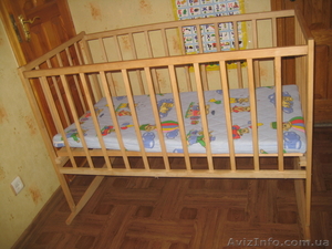 Детская деревянная кроватка с матрацем - <ro>Изображение</ro><ru>Изображение</ru> #3, <ru>Объявление</ru> #742176