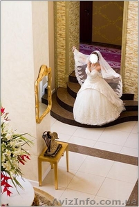 СРОЧНО!!! Продам очень красивое и нежное свадебное платье!!! ТОРГ!!! - <ro>Изображение</ro><ru>Изображение</ru> #7, <ru>Объявление</ru> #813142
