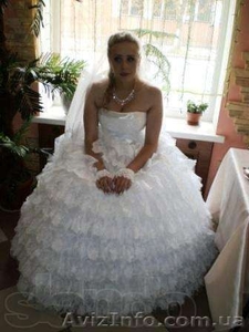 Продам очень нежное красивое свадебное платье!В отличном состоянии!!!!!!!!!!!!!! - <ro>Изображение</ro><ru>Изображение</ru> #2, <ru>Объявление</ru> #968249