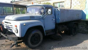 Поливомоечная машина ЗИЛ-130 - 35000 грн со щёткой и отвалом. Киев 