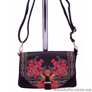 Клатч черный цветы