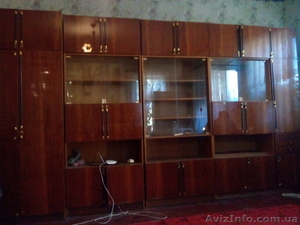 Продам срочно мебельную стенку - <ro>Изображение</ro><ru>Изображение</ru> #1, <ru>Объявление</ru> #1490355