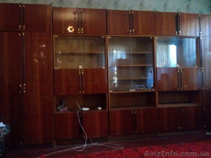 Продам срочно мебельную стенку - <ro>Изображение</ro><ru>Изображение</ru> #4, <ru>Объявление</ru> #1490355