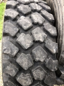 Продам шины 14, 00R20 (395/85R20) xzl 168G б/у
