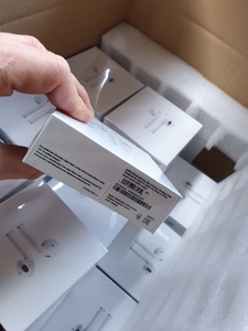 Беспроводные наушники Apple AirPods 2 с беспроводным зарядным кейсом - <ro>Изображение</ro><ru>Изображение</ru> #5, <ru>Объявление</ru> #1693692