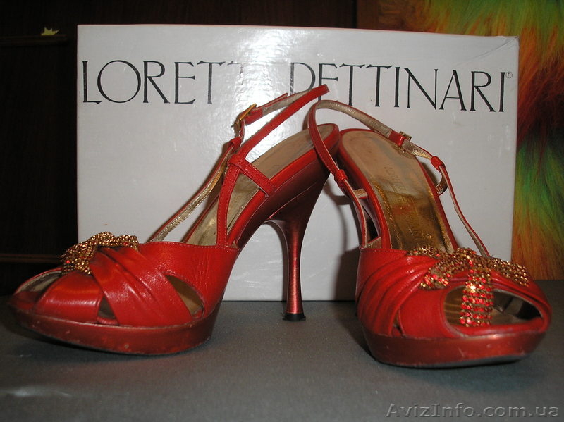 Продам классные красные босоножки,Чёрные сапожки,Чёрные туфельки,босоножки - <ro>Изображение</ro><ru>Изображение</ru> #1, <ru>Объявление</ru> #18264