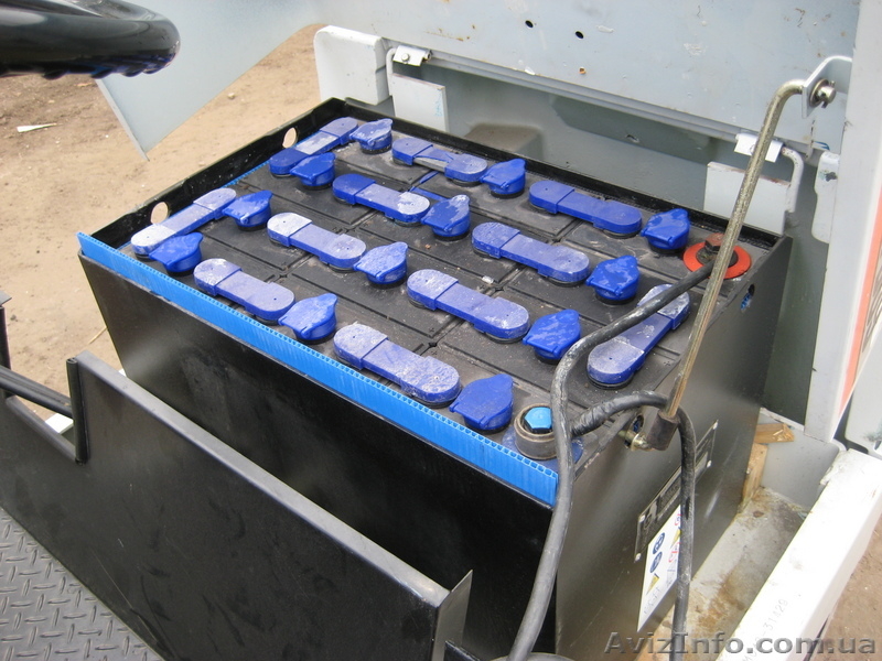 Продам погрузчик, элетропогрузчик Komatsu FD 09-2 - <ro>Изображение</ro><ru>Изображение</ru> #5, <ru>Объявление</ru> #101708