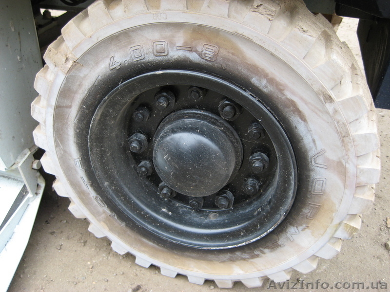 Продам погрузчик, элетропогрузчик Komatsu FD 09-2 - <ro>Изображение</ro><ru>Изображение</ru> #4, <ru>Объявление</ru> #101708