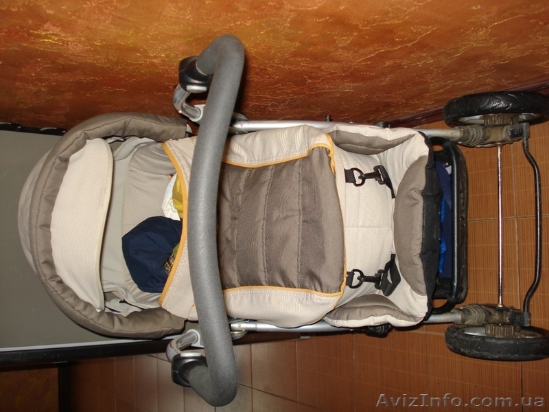  продам колясочку Chico tech 6 wd  - <ro>Изображение</ro><ru>Изображение</ru> #3, <ru>Объявление</ru> #132575