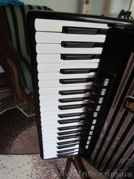 Продам немецкий аккордеон \"Weltmeister - Consona\" - <ro>Изображение</ro><ru>Изображение</ru> #3, <ru>Объявление</ru> #318807