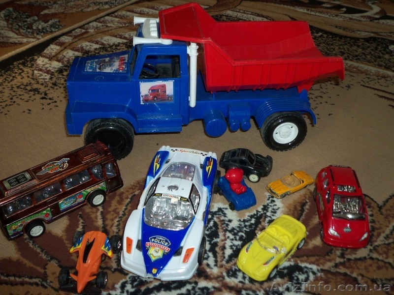 продам машину - самосвал,вертолет - конструктор и другие игрушки - <ro>Изображение</ro><ru>Изображение</ru> #3, <ru>Объявление</ru> #268064