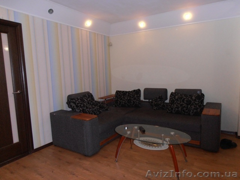 Сдам свою квартиру посуточно,центр,ул.Сумская,75 - <ro>Изображение</ro><ru>Изображение</ru> #1, <ru>Объявление</ru> #537004