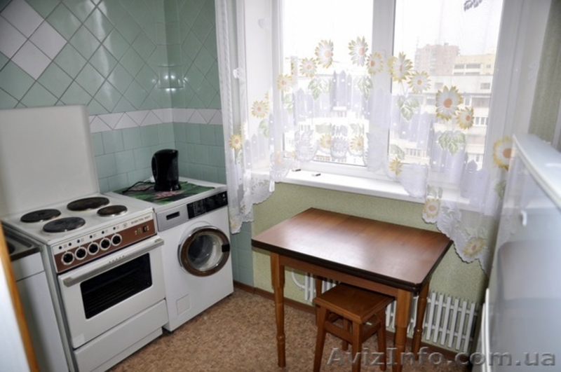 СДАМ СВОЮ 2 КОМ КВ ХОЛ. ГОРА - <ro>Изображение</ro><ru>Изображение</ru> #7, <ru>Объявление</ru> #561727