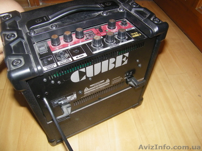 ПРОДАМ электрогитару:CORT cr50 + комбоусилитель: Roland 15xl - <ro>Изображение</ro><ru>Изображение</ru> #5, <ru>Объявление</ru> #628098