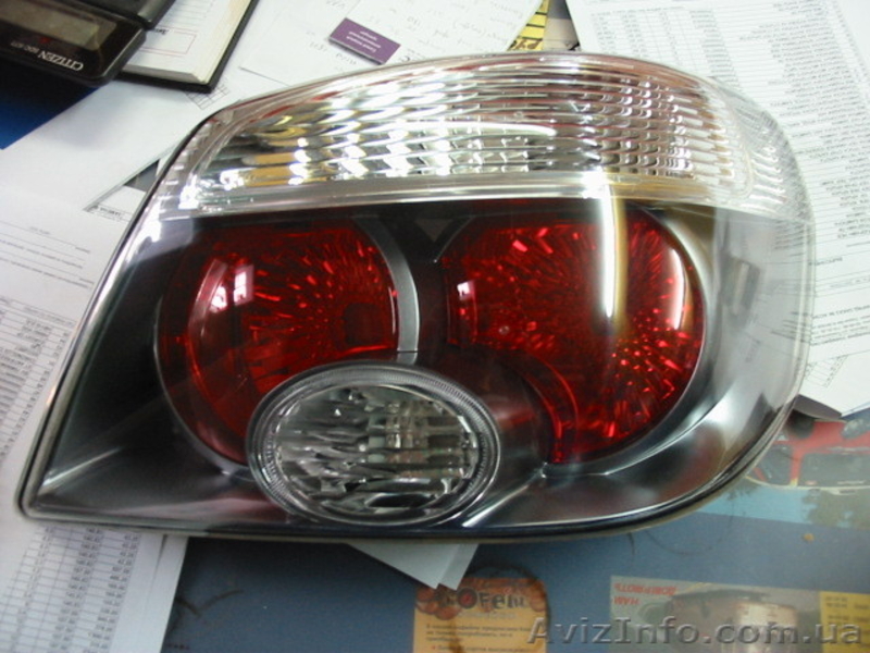 Фонарь задний правый Mitsubishi Outlander - <ro>Изображение</ro><ru>Изображение</ru> #2, <ru>Объявление</ru> #613403