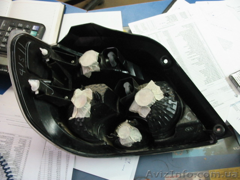 Фонарь задний правый Mitsubishi Outlander - <ro>Изображение</ro><ru>Изображение</ru> #3, <ru>Объявление</ru> #613403