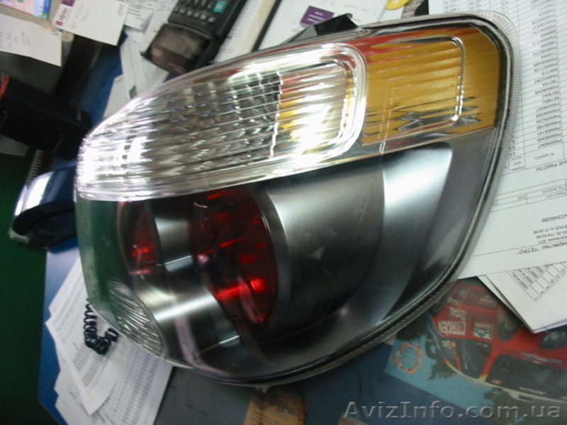Фонарь задний правый Mitsubishi Outlander - <ro>Изображение</ro><ru>Изображение</ru> #4, <ru>Объявление</ru> #613403