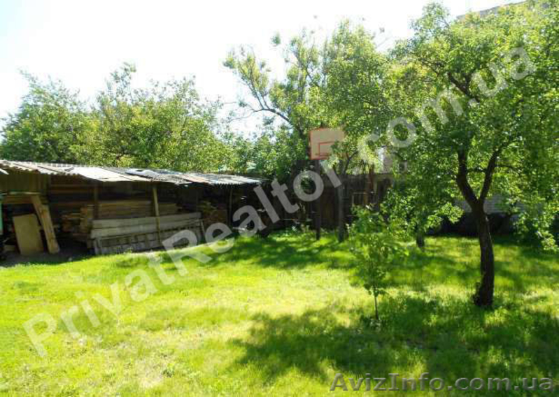 В шикарном месте 2 этажный дом, общая площадь 270 м. кв. - <ro>Изображение</ro><ru>Изображение</ru> #2, <ru>Объявление</ru> #745251