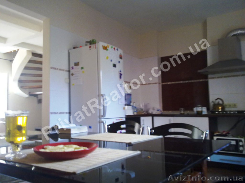 Дом 2010 года на Ивановке, 160 кв. м., 2-этажный. - <ro>Изображение</ro><ru>Изображение</ru> #3, <ru>Объявление</ru> #745256