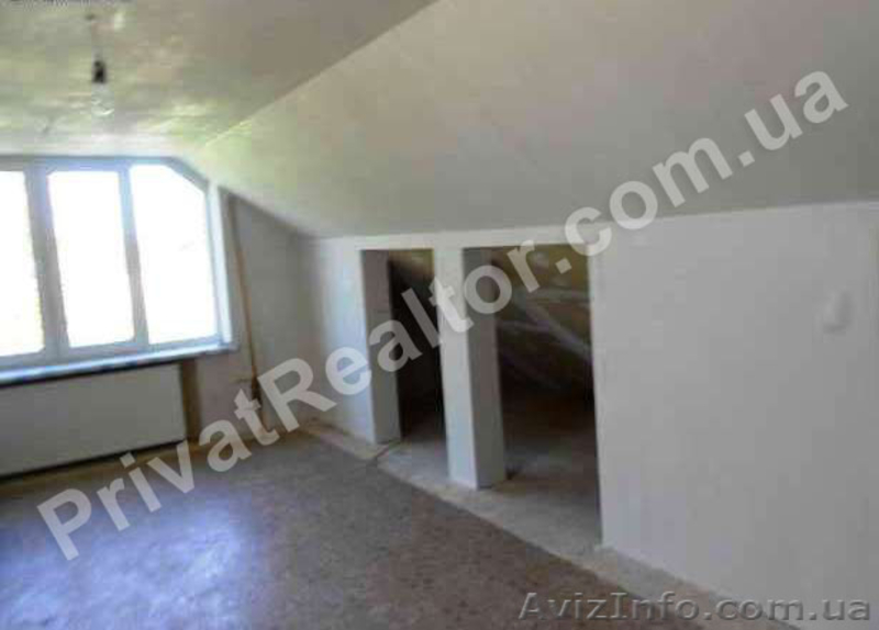 В шикарном месте 2 этажный дом, общая площадь 270 м. кв. - <ro>Изображение</ro><ru>Изображение</ru> #4, <ru>Объявление</ru> #745251